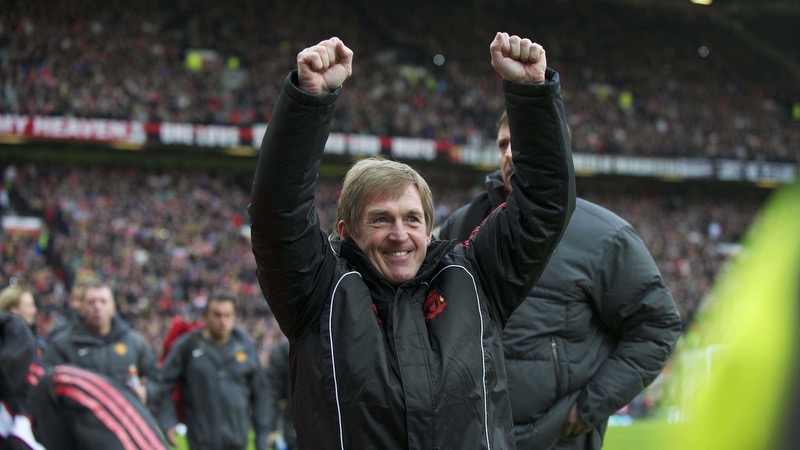 Huấn luyện viên Kenny Dalglish cũng từng có thành công với Blackburn Huấn luyện viên Kenny Dalglish cũng từng có thành công với Blackburn
