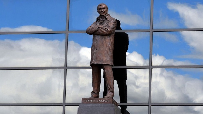 Với MU, huấn luyện viên Sir Alex Ferguson là niềm tự hào Với MU, huấn luyện viên Sir Alex Ferguson là niềm tự hào