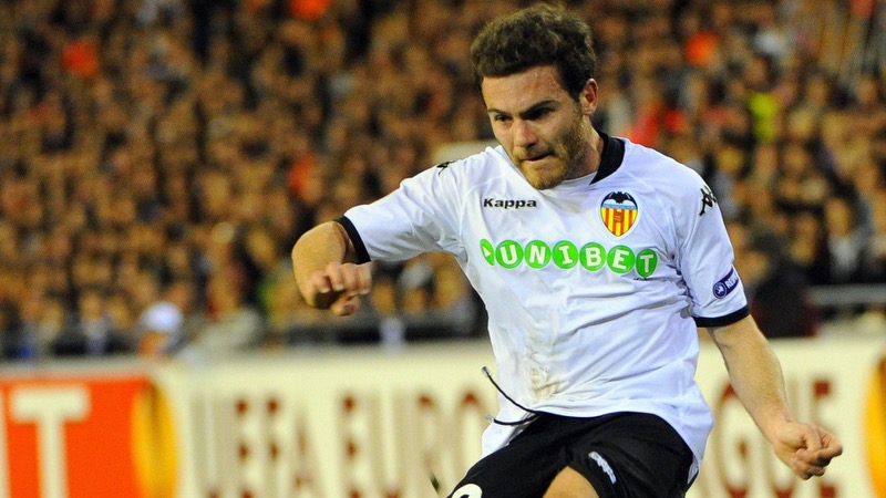 Cầu thủ Juan Mata đã nổi lên nhanh chóng với tài năng của mình Cầu thủ Juan Mata đã nổi lên nhanh chóng với tài năng của mình
